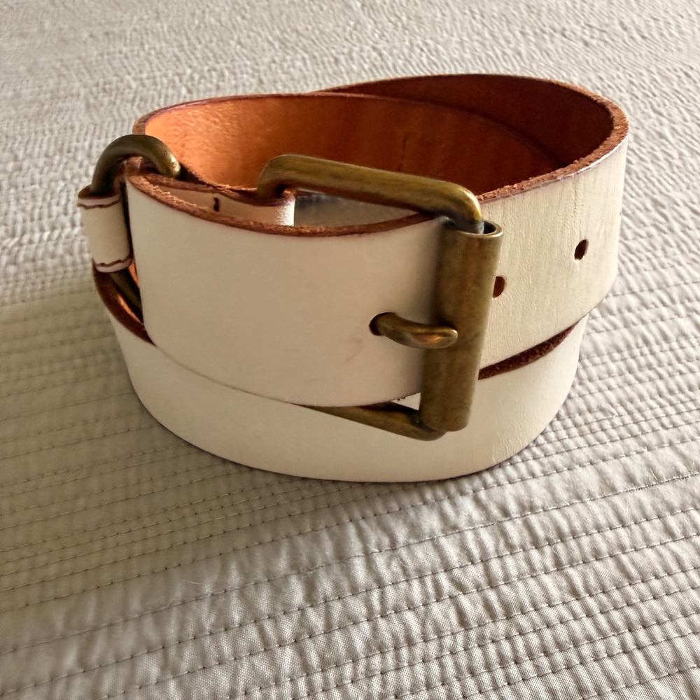 Gap Women's  White Leather Wide Belt Brass Buckle Vintage 2009 620385 Size XS